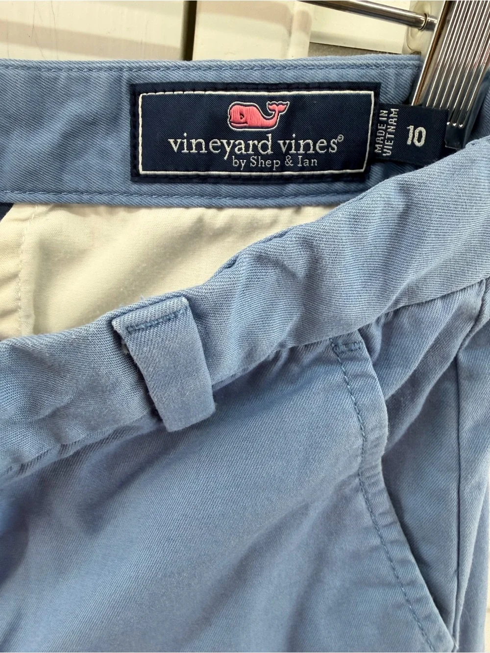 Vineyard Vines boys size 10 Light Blue Flat Front Shorts